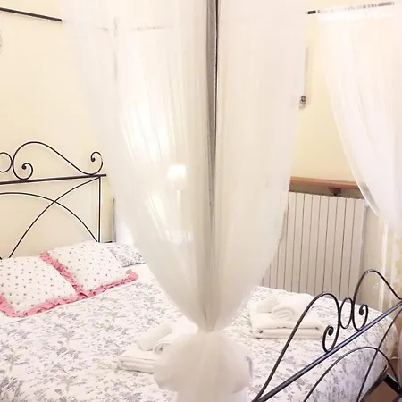 Le Mi' Cocche Bed & Breakfast 3*